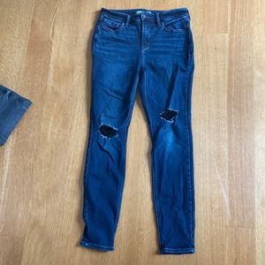 Old Navy high waisted rockstar super skinny jeans, size 6